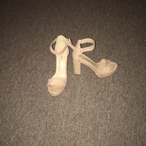 Heels from dream pairs